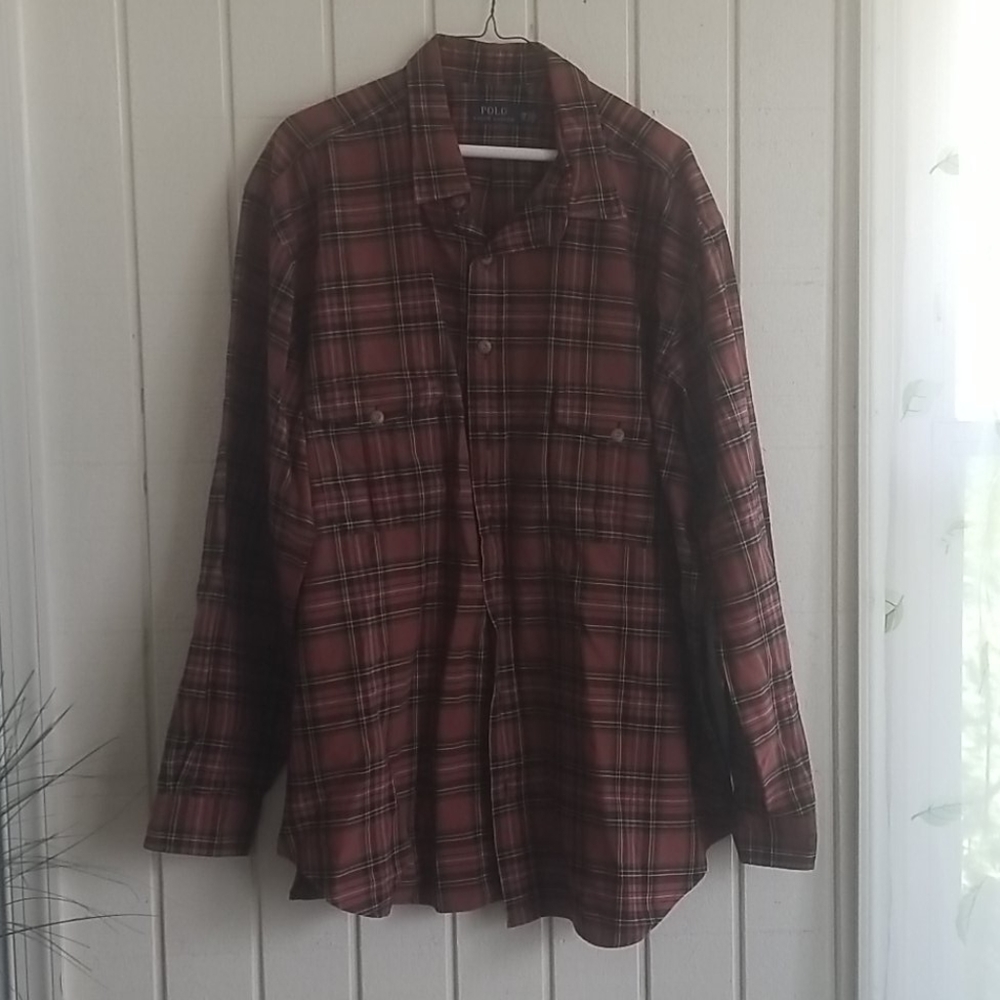 Polo long sleeved shirt